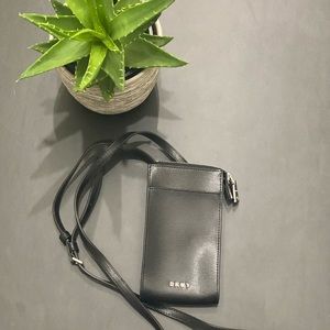 NWOT DKNY Phone Crossbody